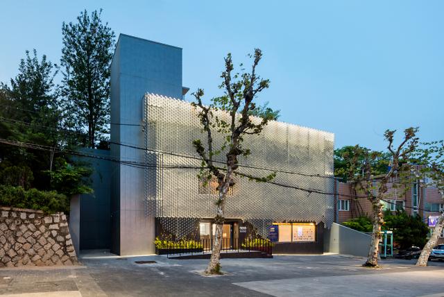 2D94UT5DTU_2.jpg 이미지